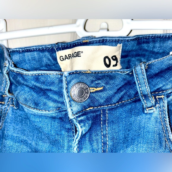 Garage High Waisted Jeans - Picture 3 of 3